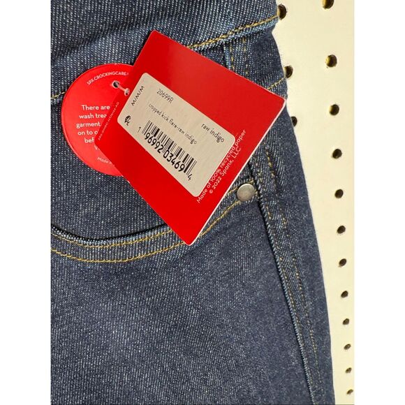 Spanx crop kick flare Raw indigo jeans size M - Picture 8 of 8